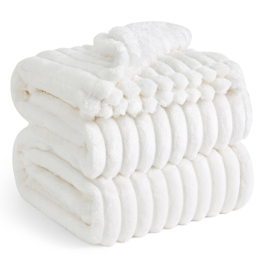 Bedsure White Throw Blanket for Couch Super Soft Cozy Blankets